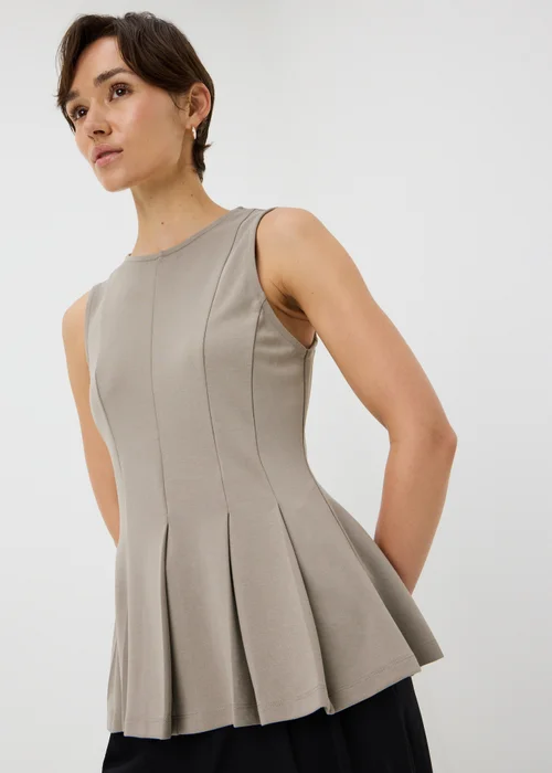 Mocha Fitted Flare Vest - 8 Image 1
