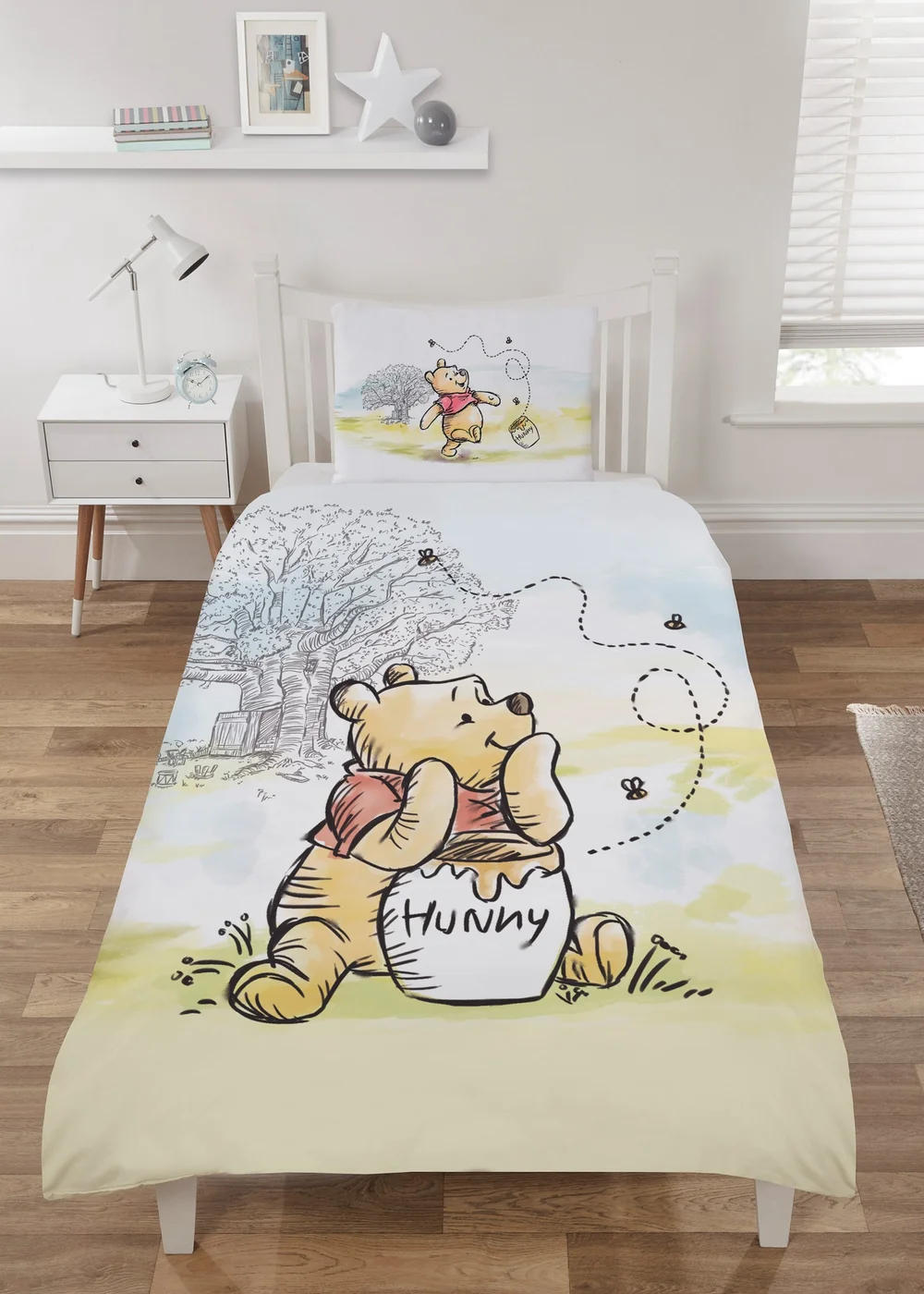 Disney's Winnie The Pooh White Duvet Set - Single Image 1
