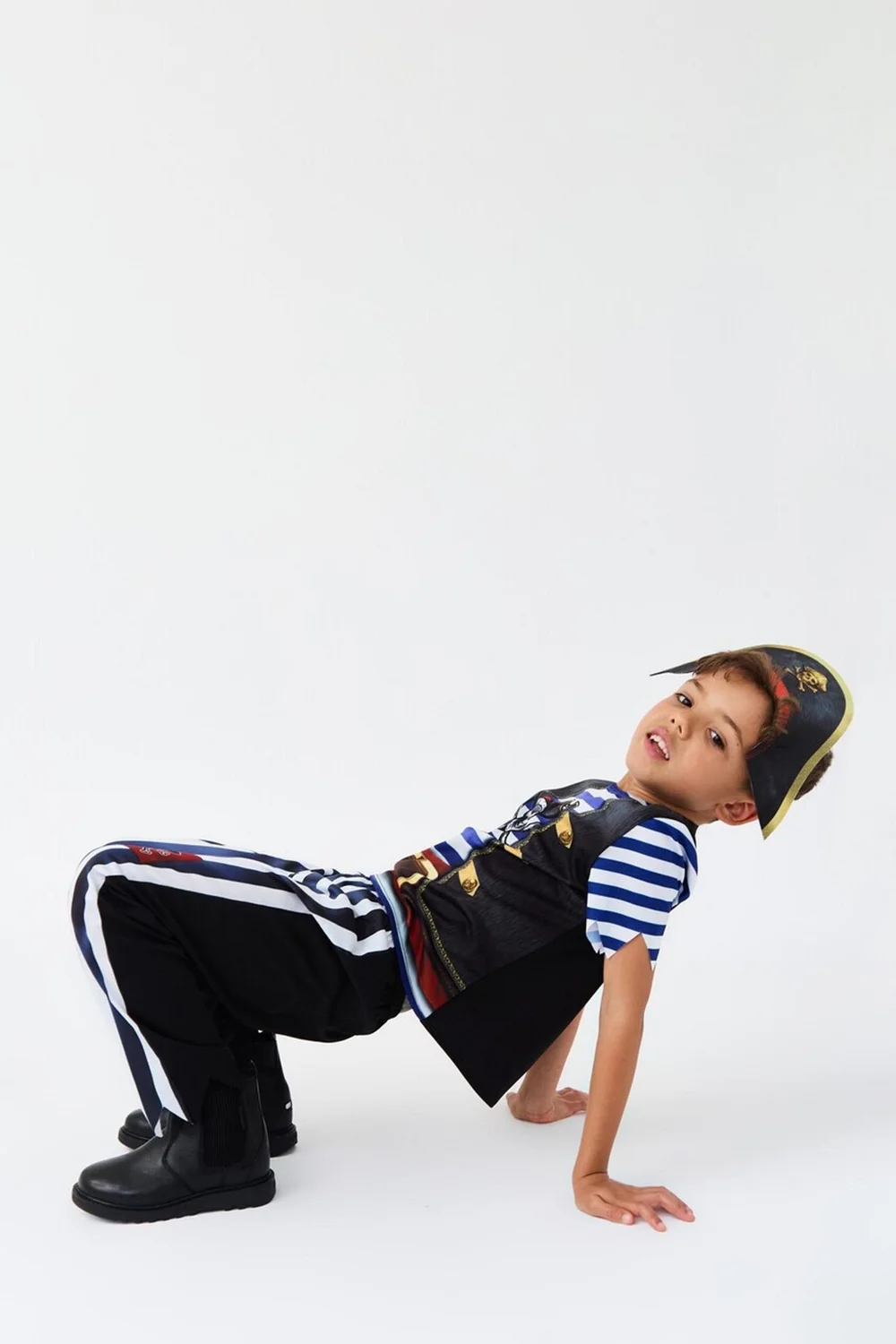 Vanilla Underground Kids Multicoloured Fearsome Pirate Boys Costume (3 - 10 Years) - 8-10 Yrs Image 5