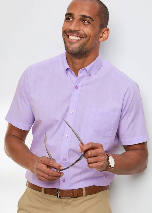 Cotton Traders Soft Iris Short Sleeve Classic Poplin Shirt - 2XL Image 1