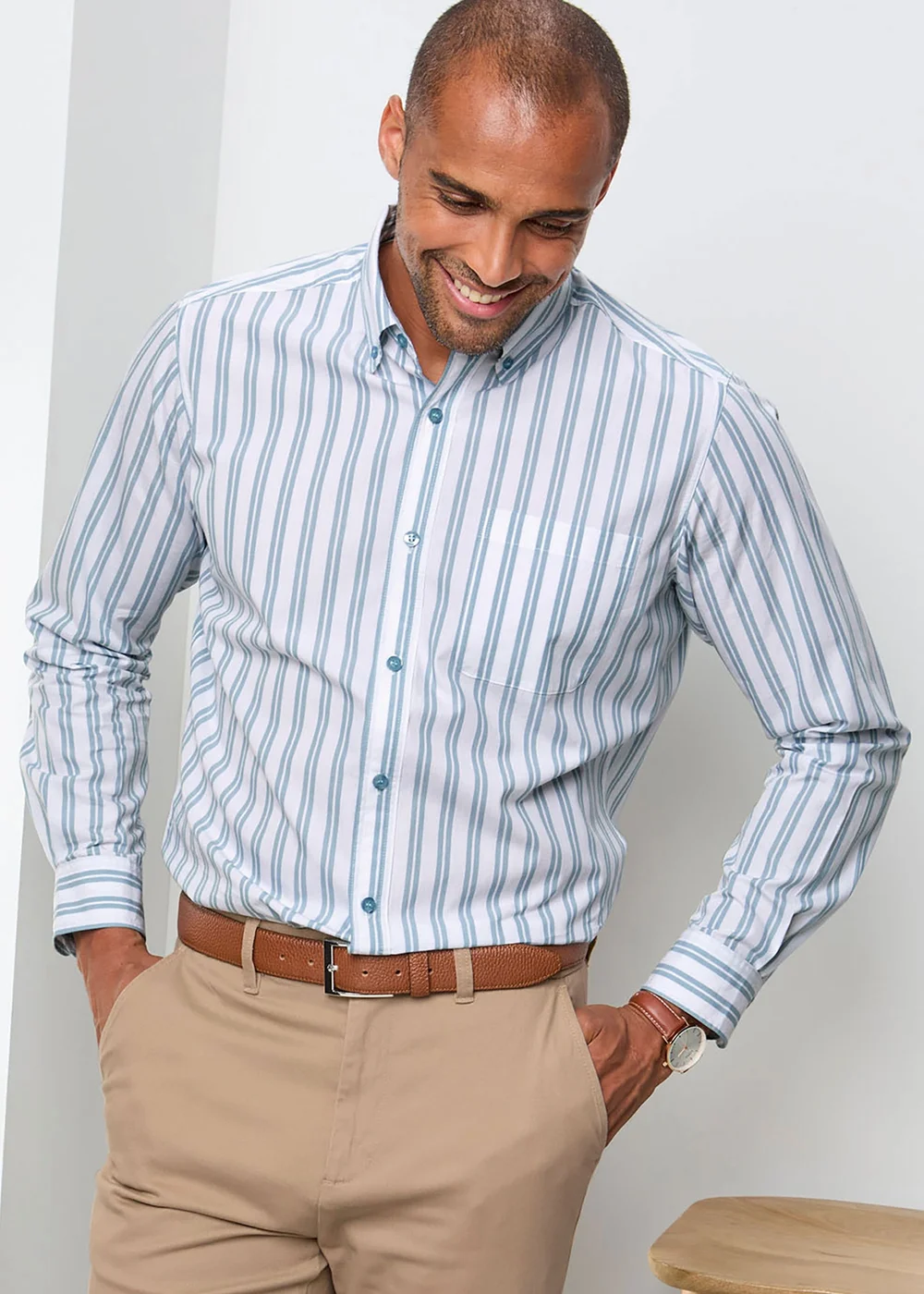 Cotton Traders Aqua Haze Long Sleeve Classic Poplin Shirt - M Image 4