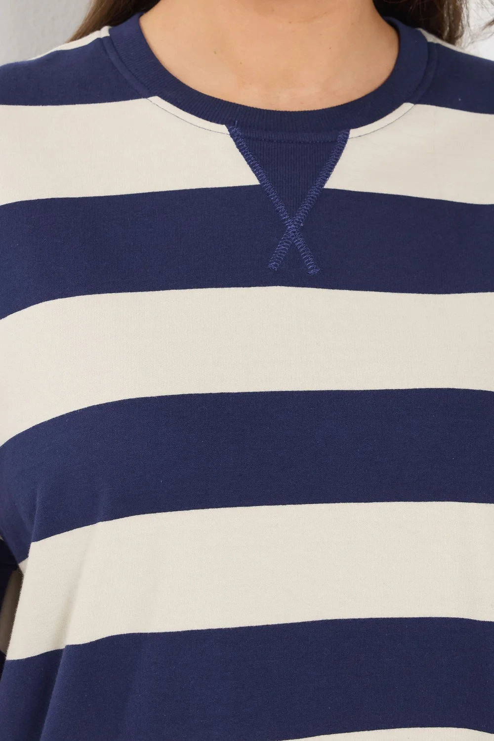 Yours Curve Navy Blue Stripe Heavyweight T-Shirt - 18 Image 4