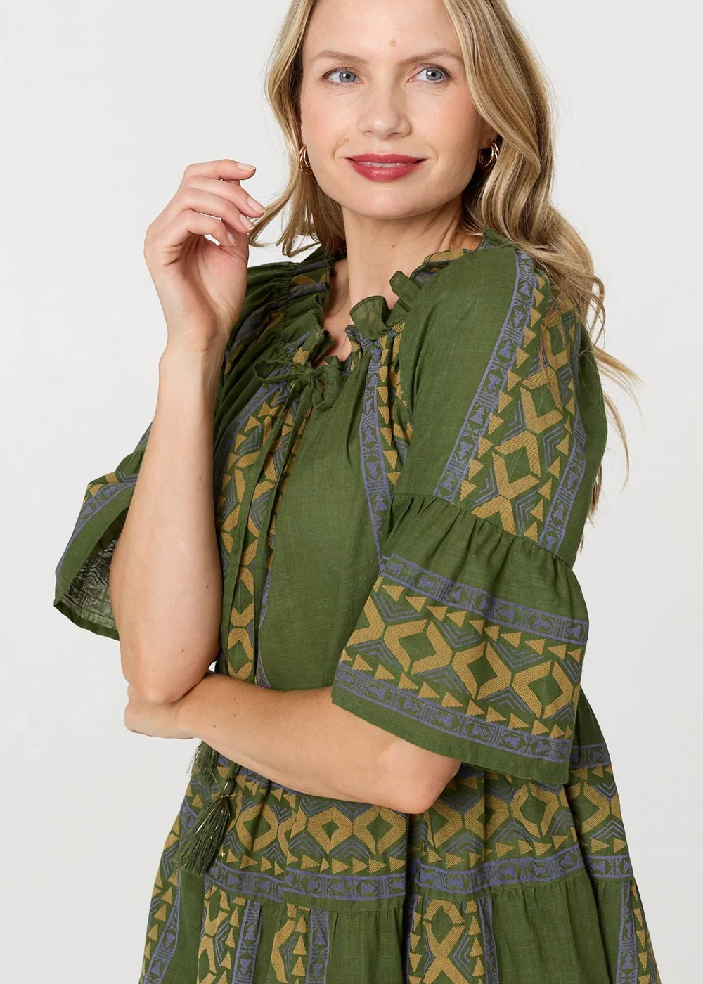Izabel London Green Embroidered 1/2 Flare Sleeve Short Dress - 14 Image 4