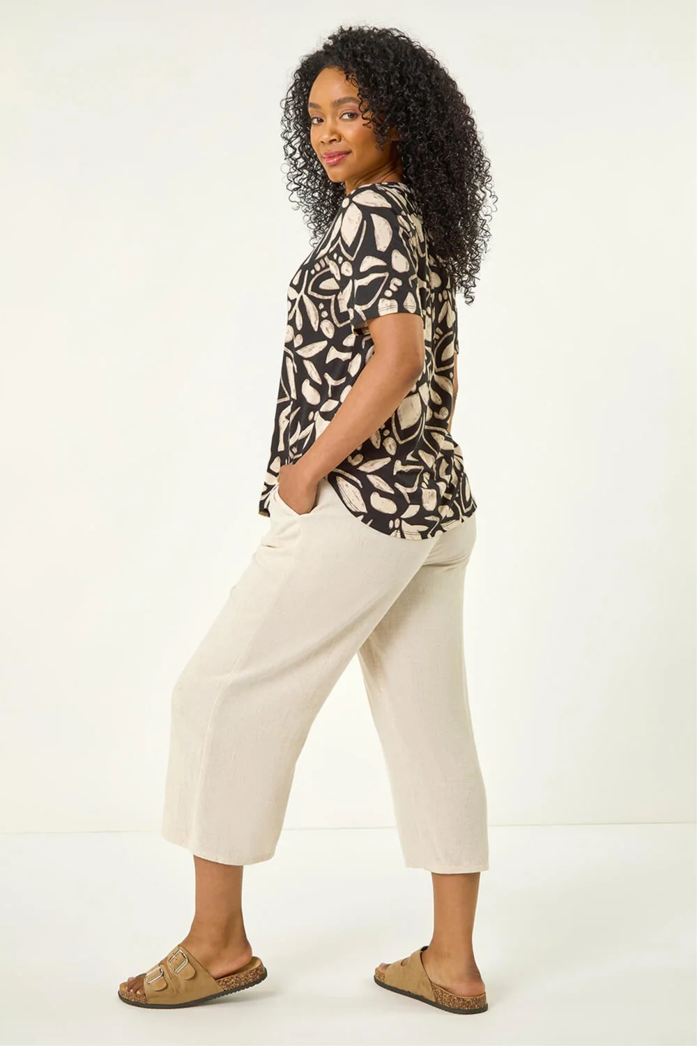 Roman Black Petite Abstract V-Neck Stretch Blouse - 14 Image 3