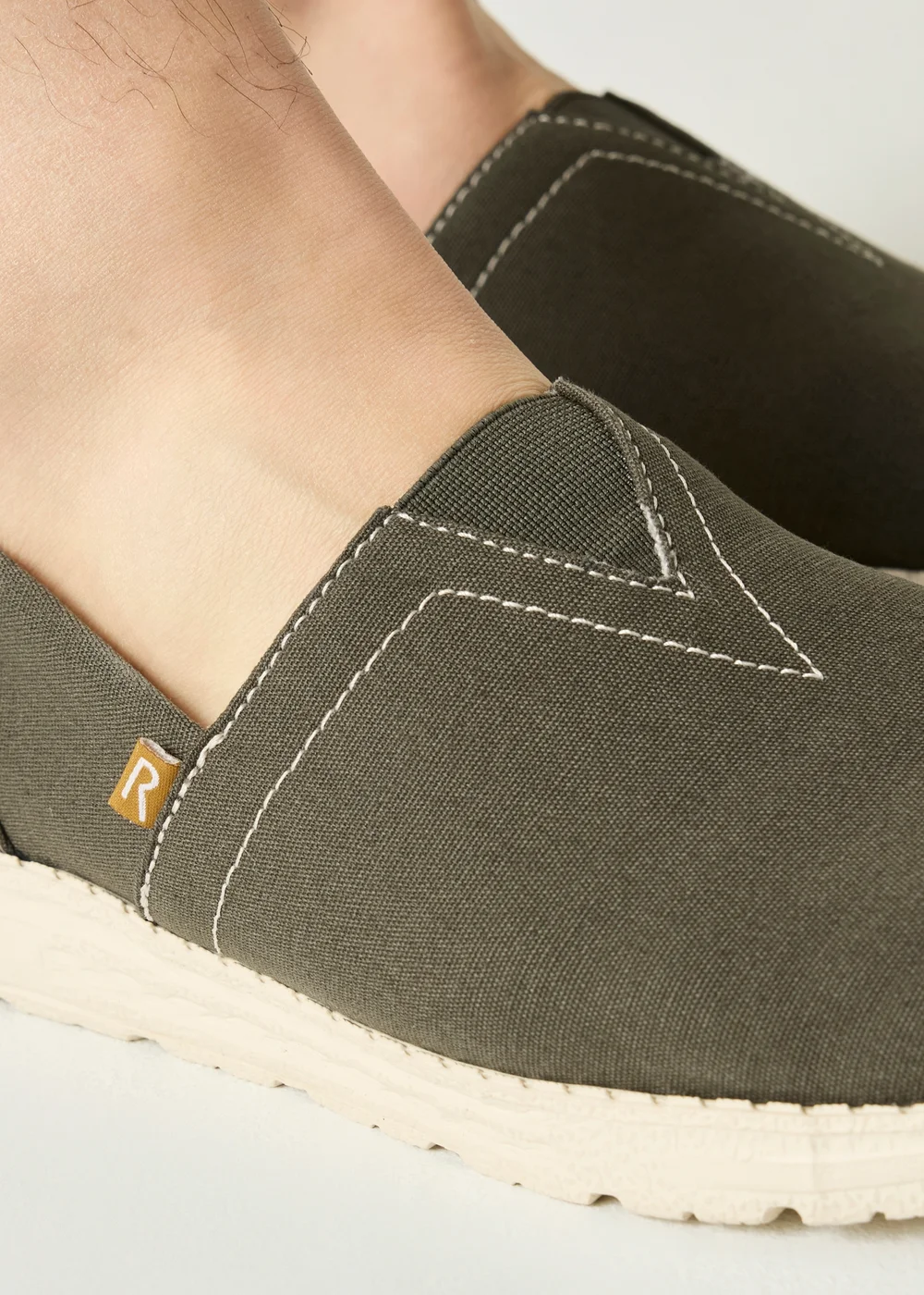 Regatta Dark Khaki Salcombe Breathable Lifestyle Shoes - 10 Image 5