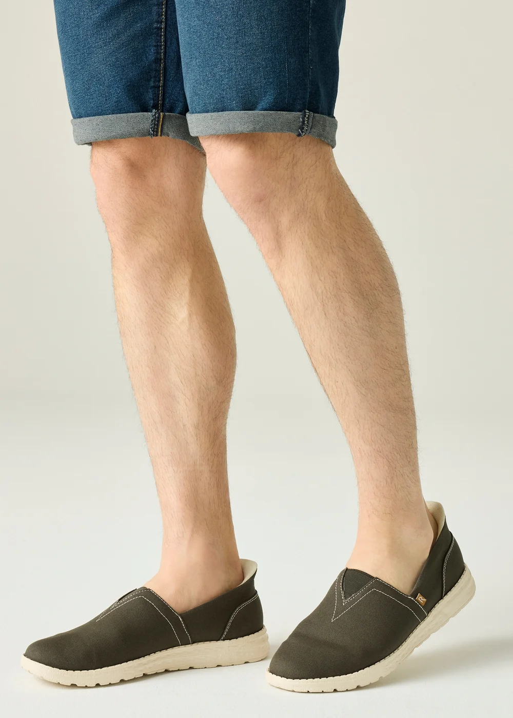Regatta Dark Khaki Salcombe Breathable Lifestyle Shoes - 10 Image 2