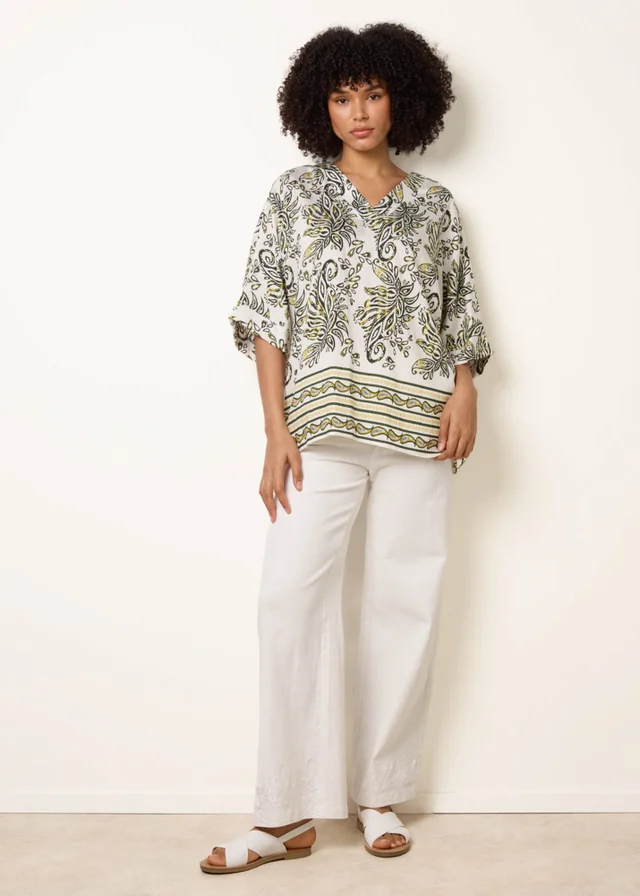 Blue Vanilla White Boxy Short Sleeve Printed Top