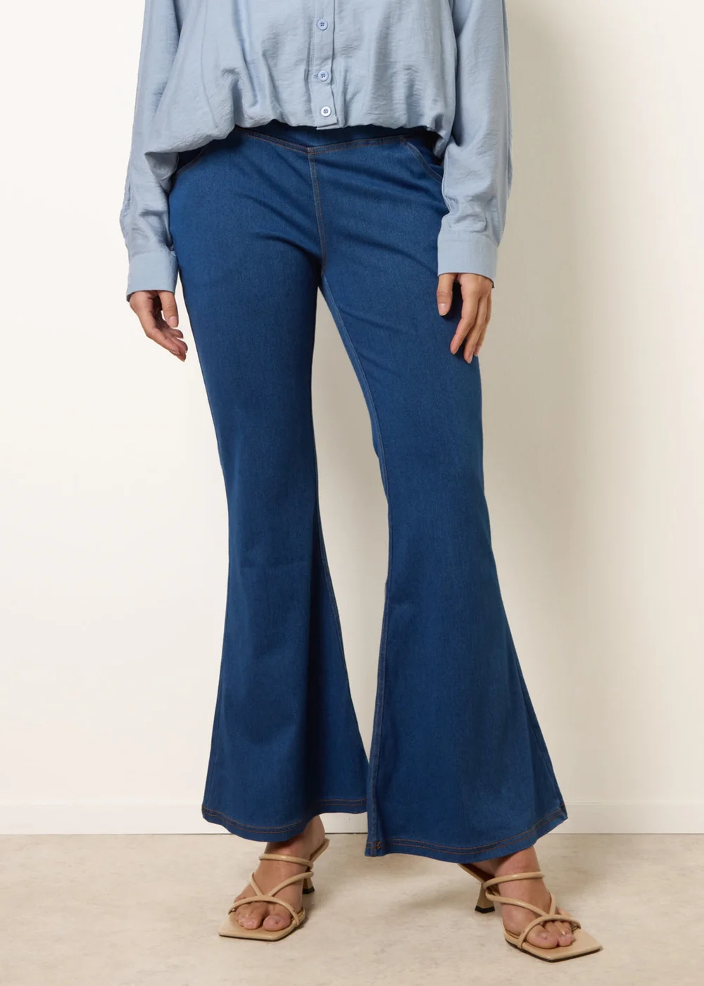 Blue Vanilla Blue Flared Cross Over Waistband Jeans - M Image 2