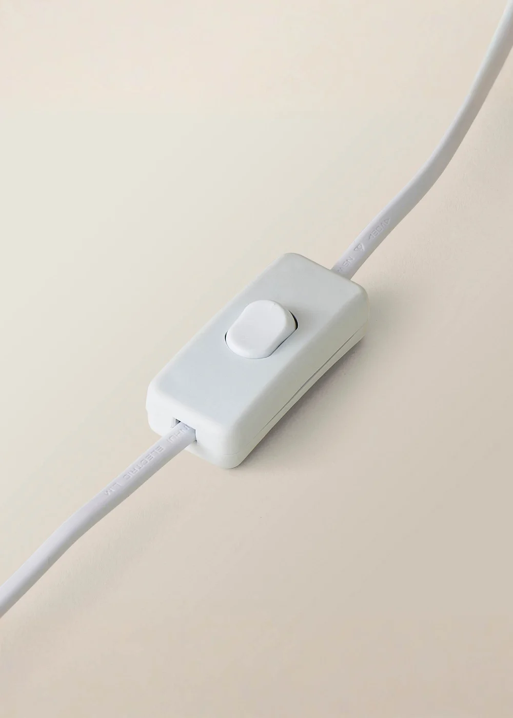 ValueLights Balan Matt Gold Table Lamp with Natural Shade - One Size Image 4