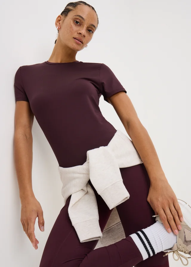 Souluxe Burgundy Fitted Sports T-Shirt