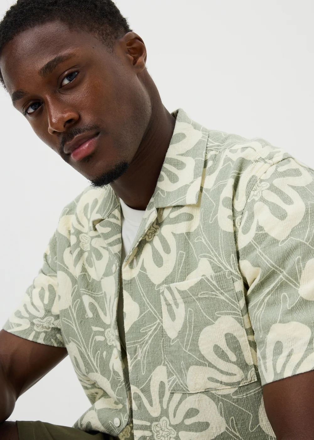Sage Green Floral Shirt - S Image 3