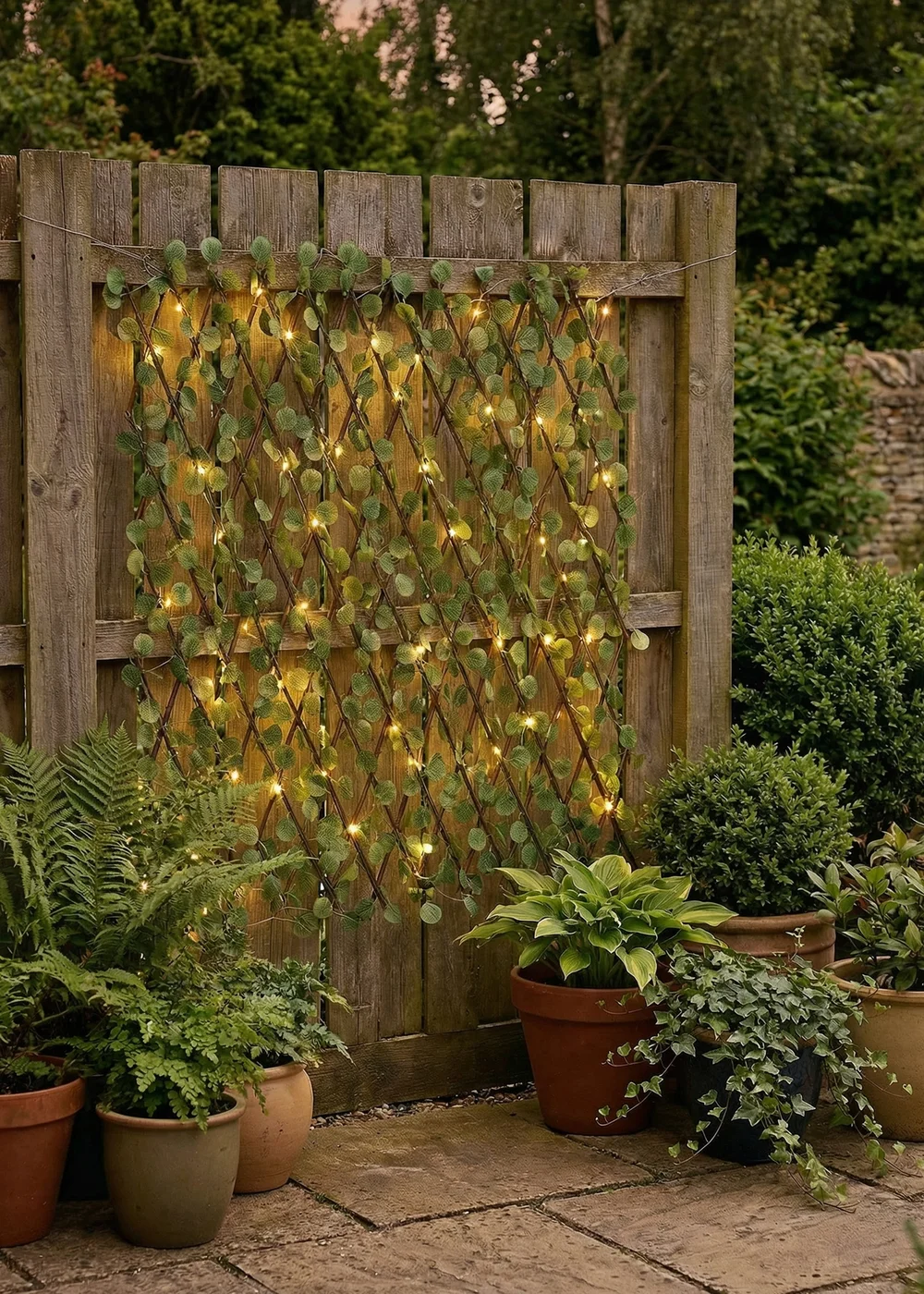 Scottish Everlastings Light Green Eucalyptus Expanding Trellis with LED Lights - One Size Image 4