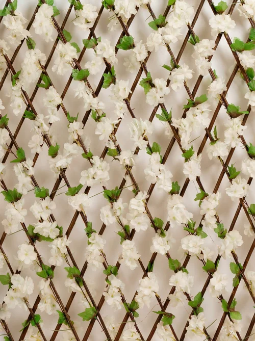 Scottish Everlastings White Blossom Expanding Trellis with LED Lights (170x90cm) - One Size Image 4