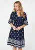 Izabel London Navy Border Print V-Neck Knee Length Dress - 18 Image 3