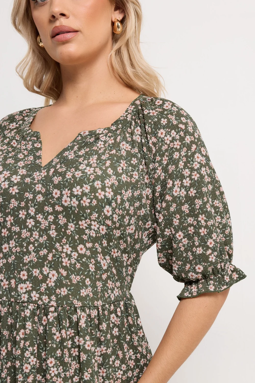 Yours Curve Khaki Green Ditsy Floral Notch Neck Maxi Dress - 14 | Matalan Yours Curve Khaki Green Ditsy Floral Notch Neck Maxi Dress - 14 | Matalan