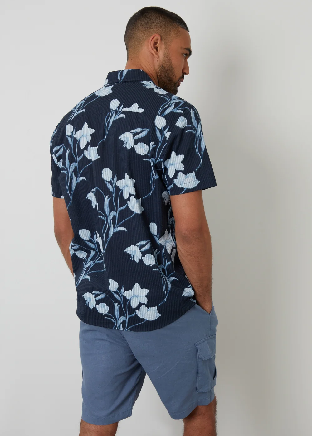 Threadbare Navy Floral Print Short Sleeve Cotton Shirt - L Image 2