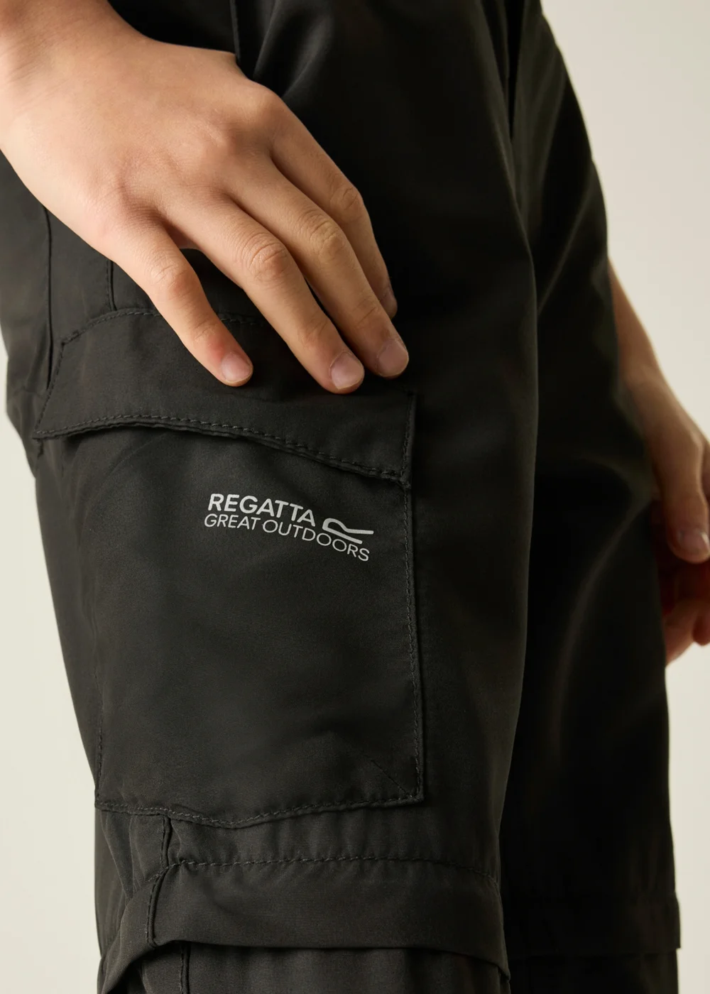 Regatta Black Sorcer III Quick Drying Trousers (3-13 Years) - 4-5 Yrs Image 4