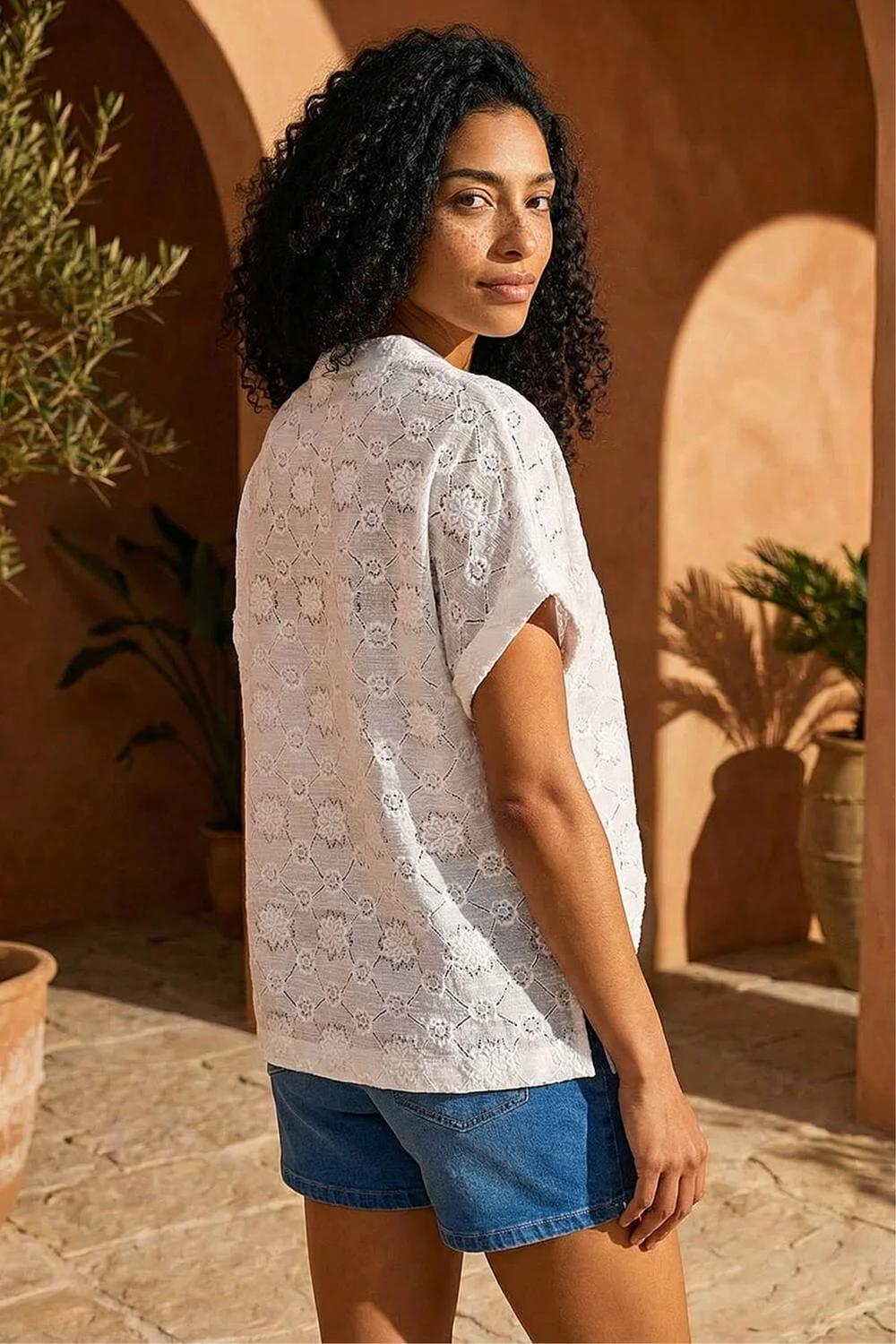 Roman Ivory Textured Stretch Boxy T-Shirt - 20 Image 3