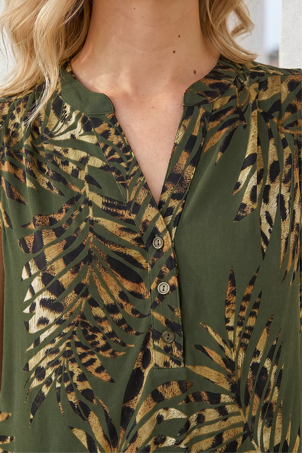 Roman Green Leaf Print Vest Top - 12 Image 4