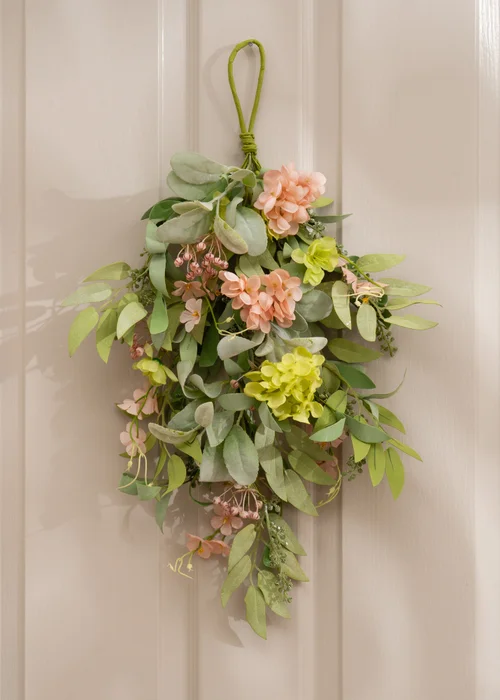 Scottish Everlastings Pink & Green Hydrangea Teardrop Swag (55cm) - One Size Image 3