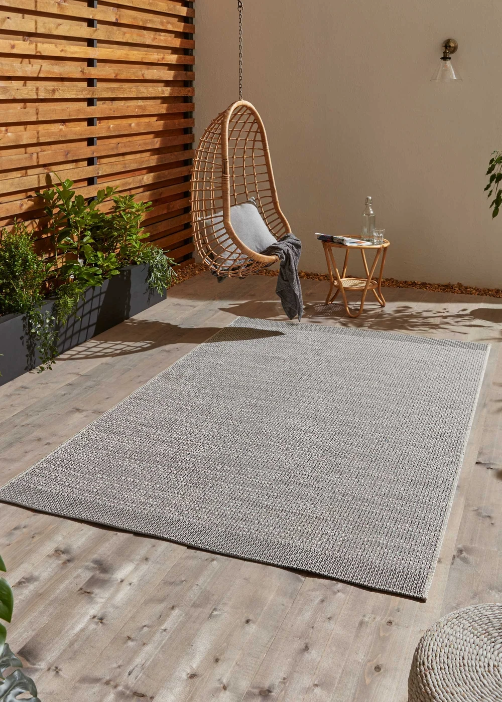 Think Rugs Grey/Black Stitch 9682 Rug 160 X 220 - 120 x 170 Image 1