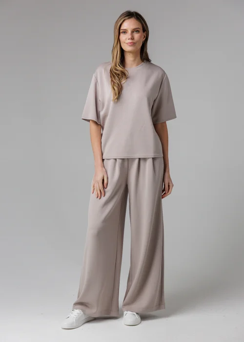 French Connection Beige Luxe Short Sleeve Crew Neck Pinched Top - XS Image 3