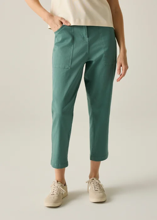 Regatta Ivy Moss Shorebella Capri Trousers - 14 Image 4