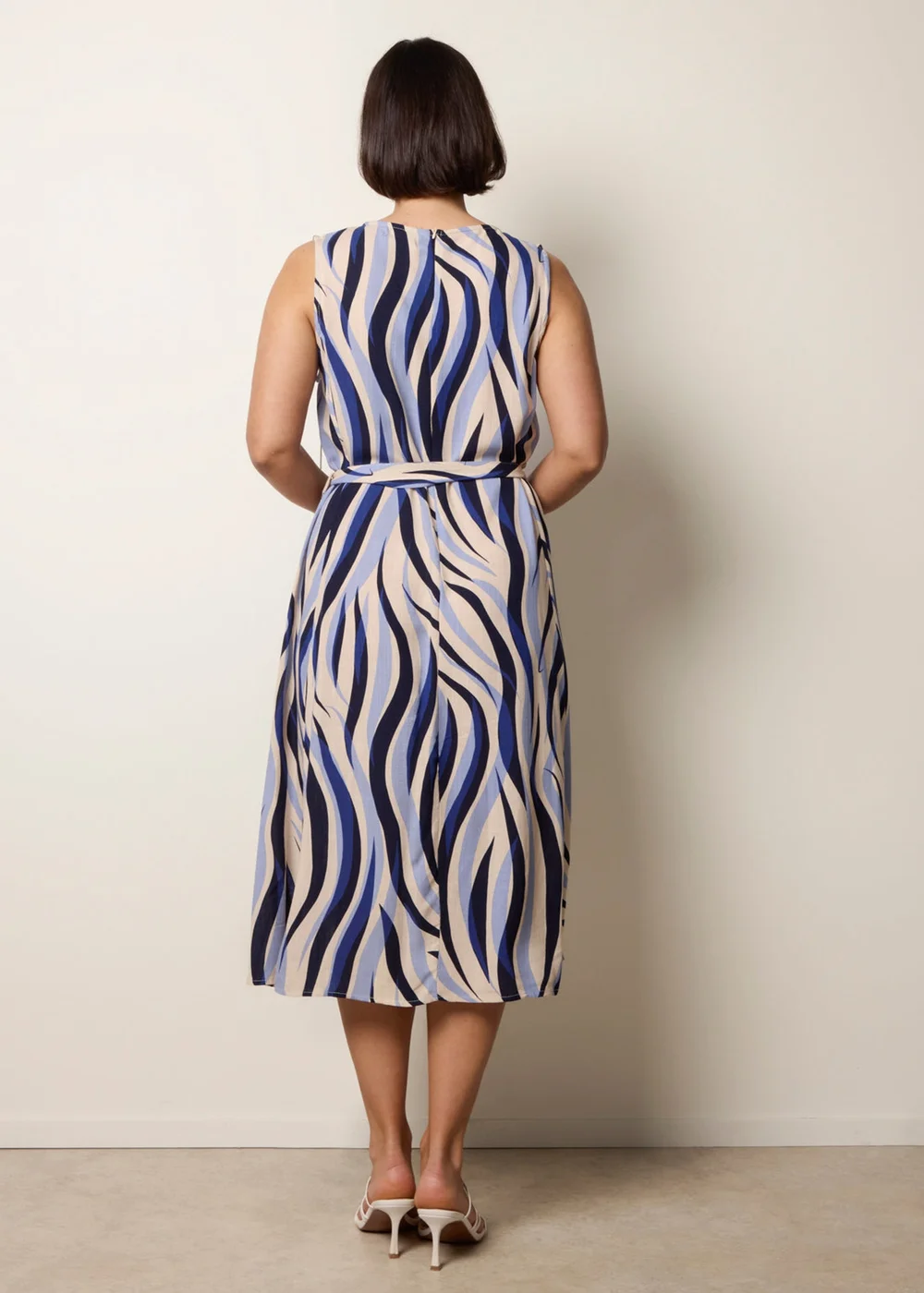 Blue Vanilla Navy Bold Wave Print Belted Dress - M Image 4