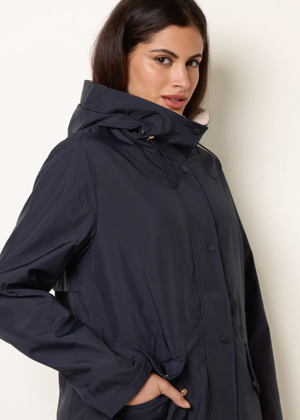 Blue Vanilla Navy Reversible Raincoat - L Image 5