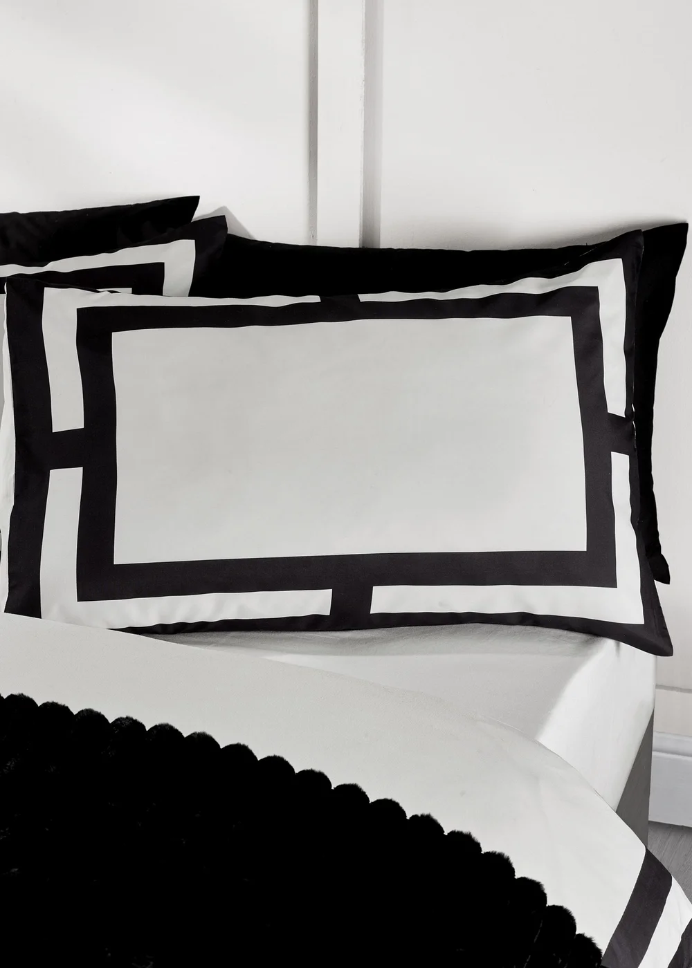 Catherine Lansfield So Soft Mono Panel Duvet Cover Set Black - Single Image 2