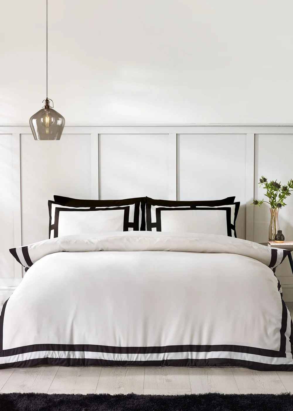 Catherine Lansfield So Soft Mono Panel Duvet Cover Set Black - Single Image 1