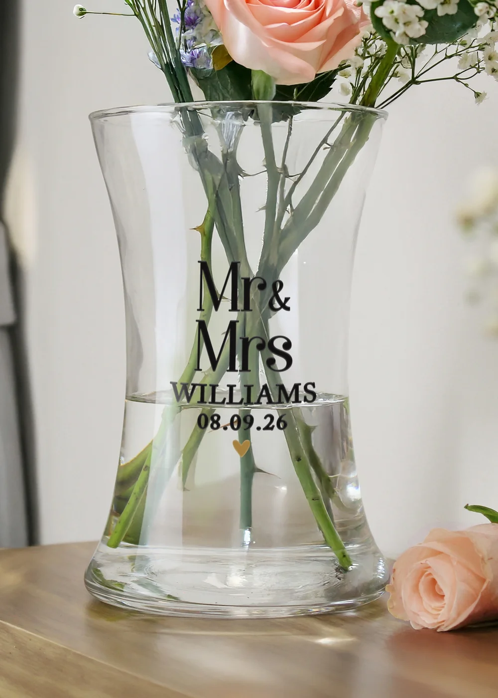 Personalised Memento Company Gold Heart Waisted Vase - One Size Image 1