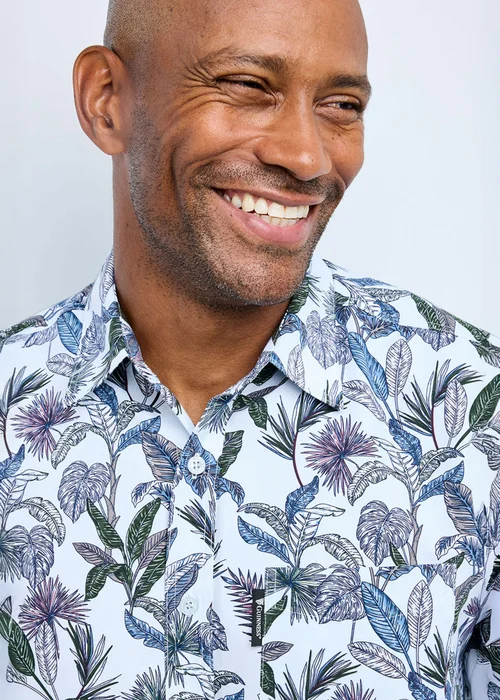 Cotton Traders Iced Aqua Guinness Short Sleeve Soft Touch Print Shirt - 2XL Image 3