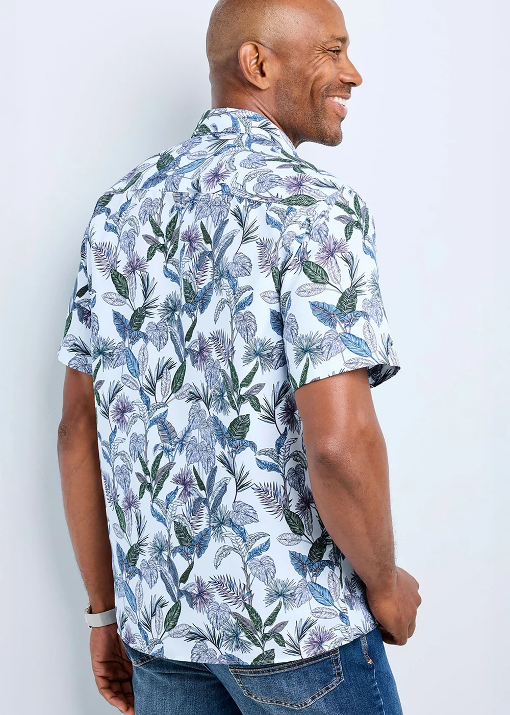 Cotton Traders Iced Aqua Guinness Short Sleeve Soft Touch Print Shirt - 2XL Image 4