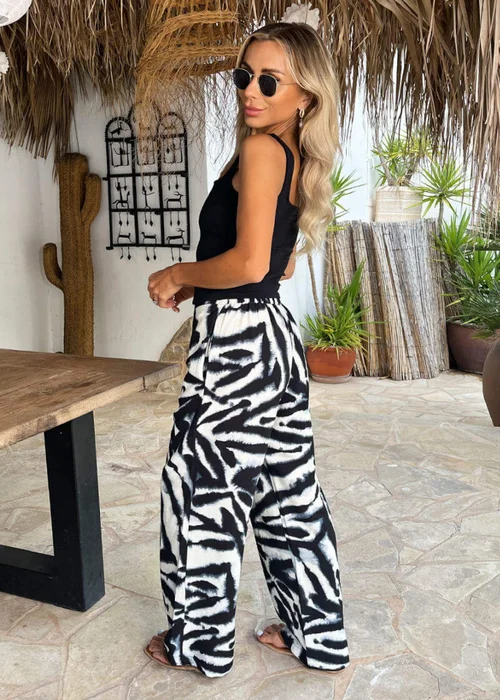 AX Paris Black & White Animal Print Wide Leg Trousers - 16 Image 3