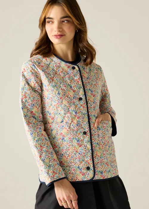 Regatta Lightweight Cath Kidston Quilted Jacket Floral Harmony Ditsy - 18 Image 1