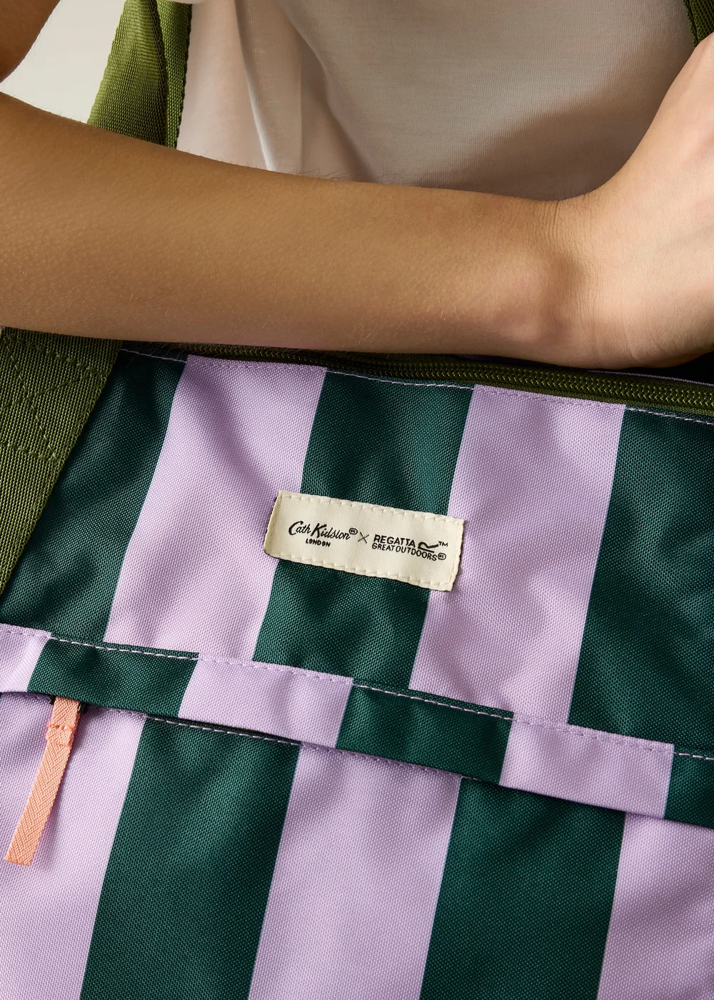 Regatta Lightweight Cath Kidston Boulder Tote Bag Lilac & Green Candy Stripe - Single Image 4
