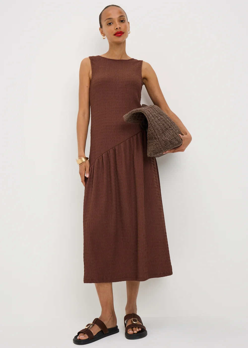 Chocolate Brown Textured Drop Waist Midaxi Dress - 22 Image 1