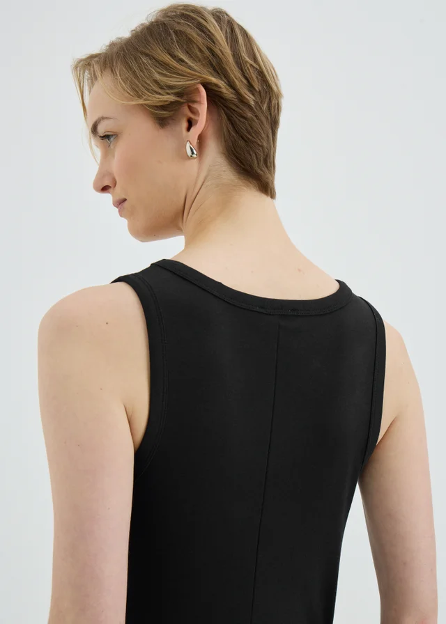 Black Scoop Neck Seam Midaxi Dress