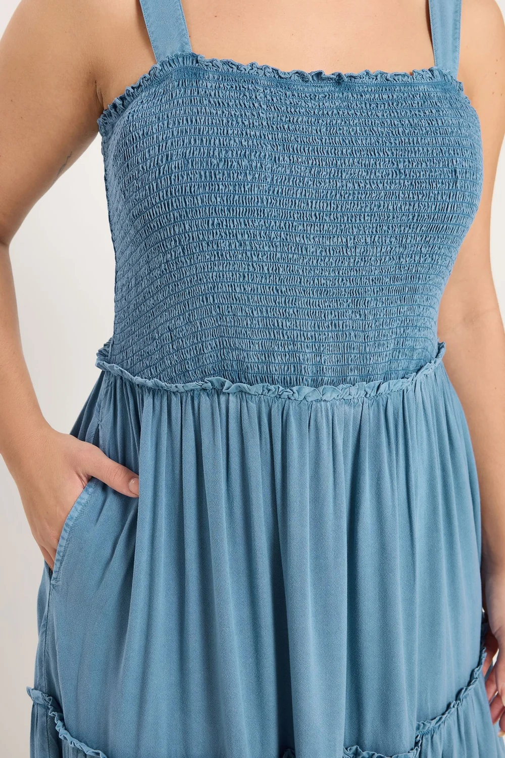 Yours Curve Blue Shirred Strappy Chambray Maxi Dress - 18 Image 5