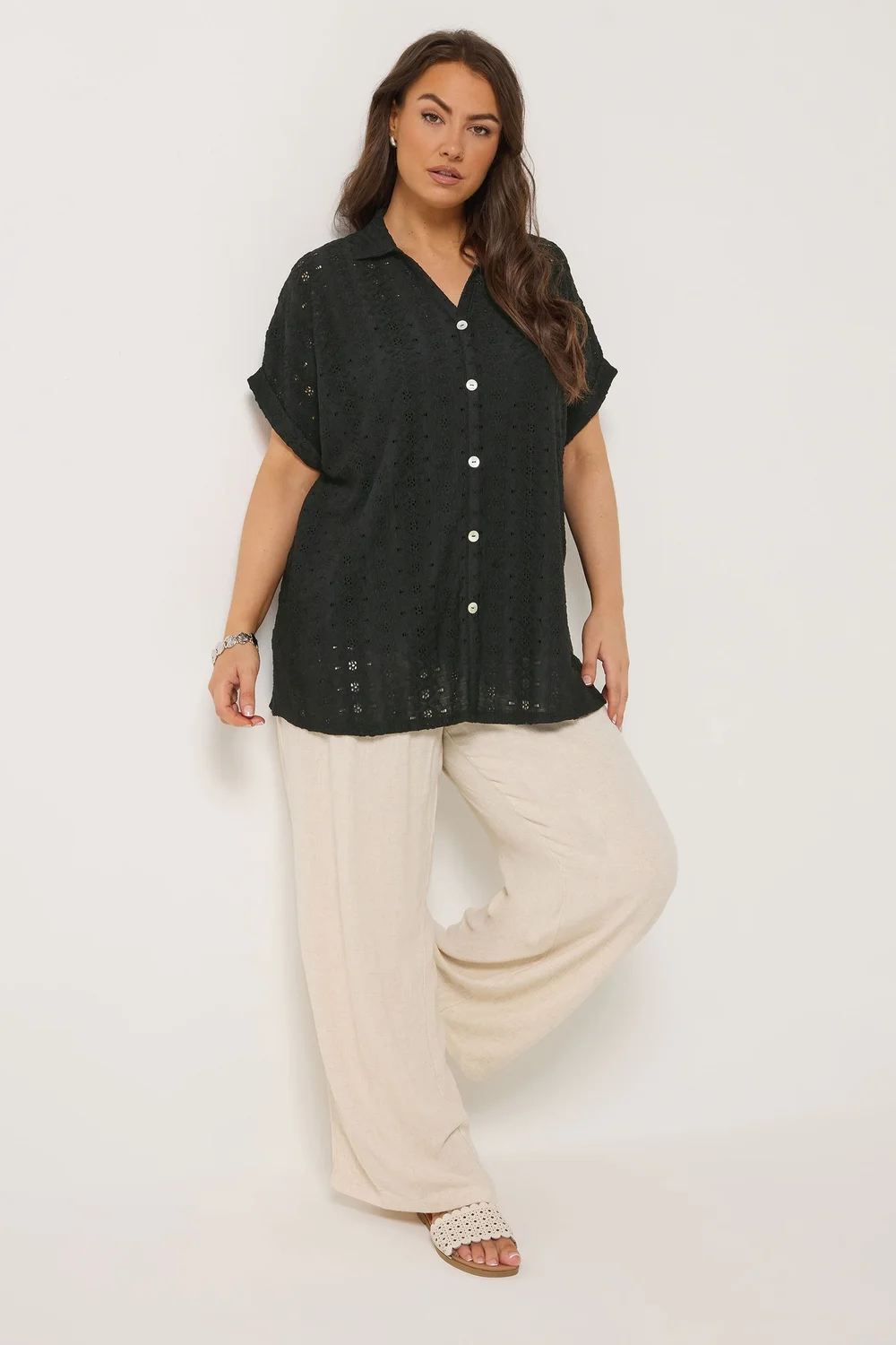 Yours Curve Black Broderie Anglaise Grown On Sleeve Shirt - 26-28 Image 2