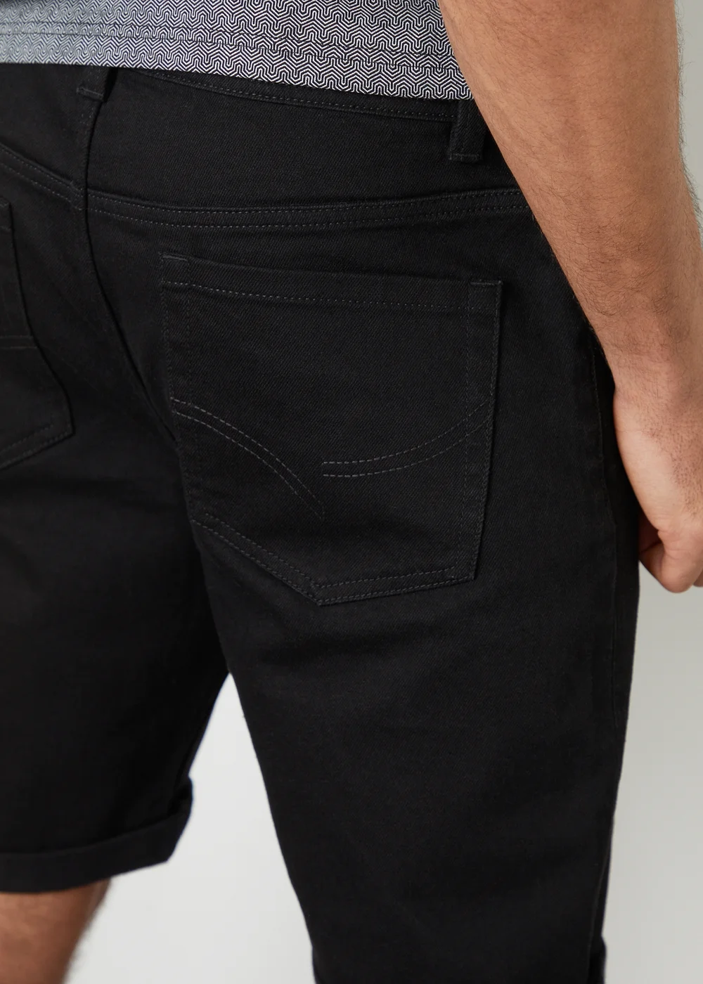 Threadbare Black Turn Up Denim Shorts - 30 Image 3