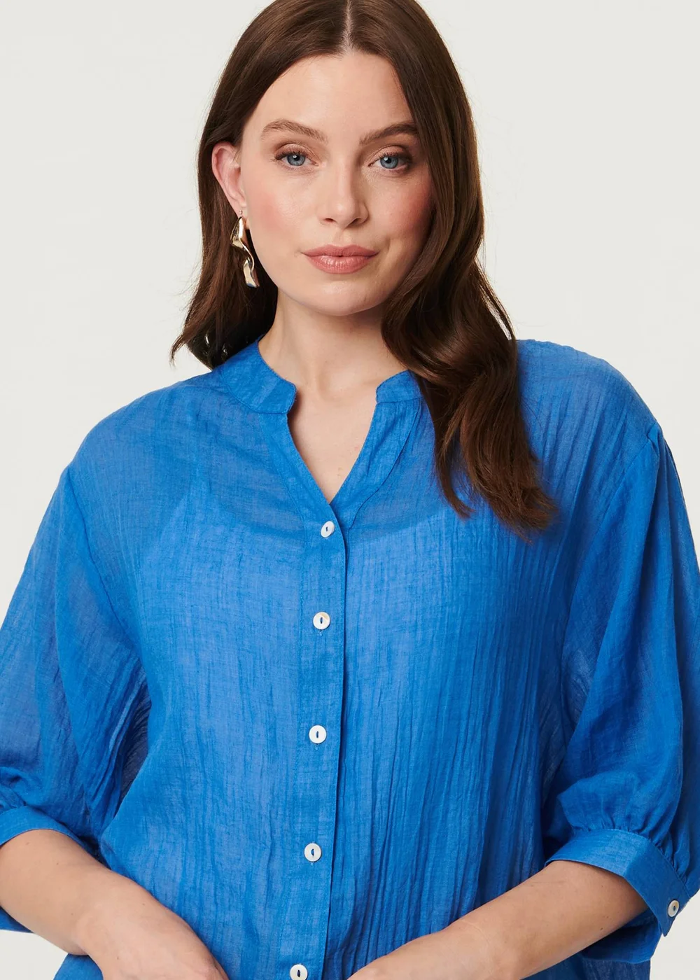 Izabel London Blue Collarless Button Back 3/4 Sleeve Blouse - 14 Image 3