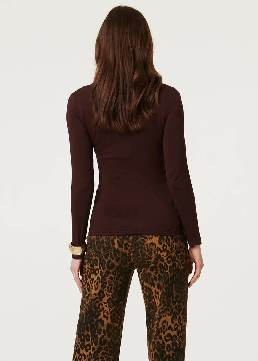 Izabel London Brown Long Sleeve Slim Scoop Neck Top - 12 Image 2