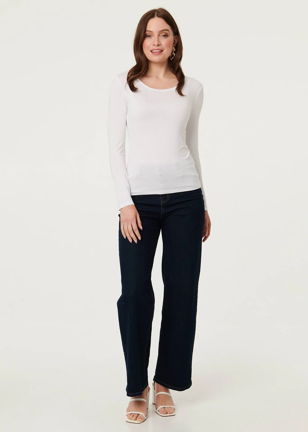 Izabel London White Long Sleeve Slim Scoop Neck Top - 18 Image 4