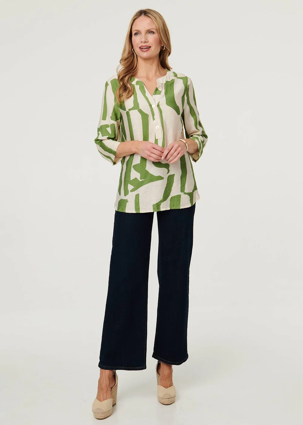 Izabel London Green Abstract 3/4 Sleeve Relaxed Tunic Blouse - 10 Image 4