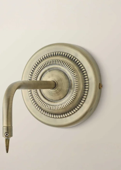 ValueLights Holborn Scallop Adjustable Wall Light - One Size Image 3