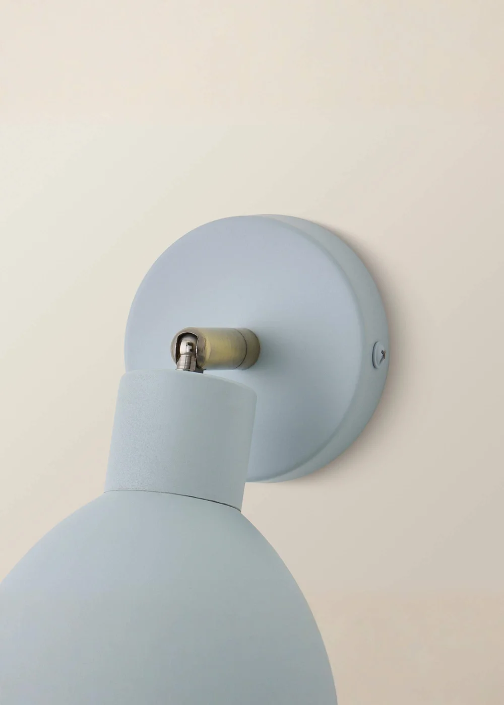 ValueLights Millie Blue Flower Scallop Wall Light - One Size Image 3