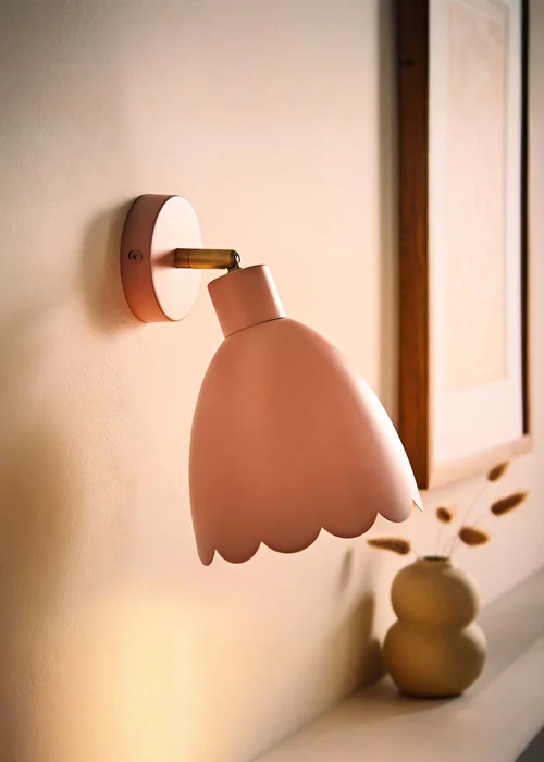 ValueLights Millie Pink Flower Scallop Wall Light - One Size Image 2