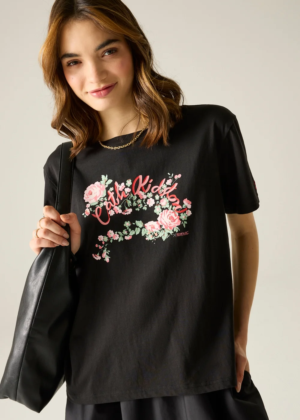 Regatta Oversized Cath Kidston T-Shirt Black - 12 Image 1